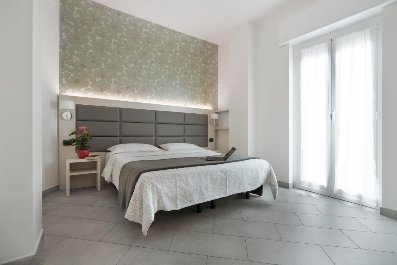 Hotel Residence Laigueglia Free Parking Exterior photo