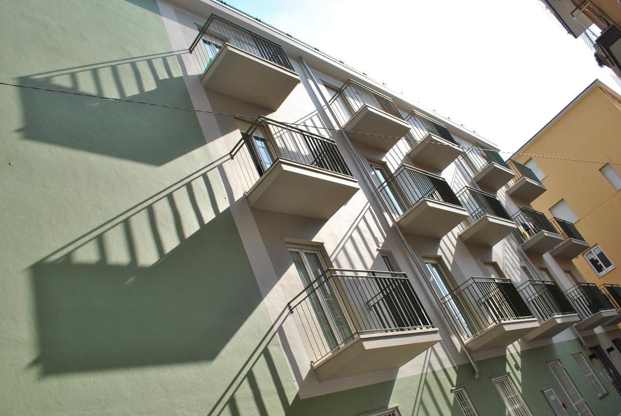 Hotel Residence Laigueglia Free Parking Exterior photo